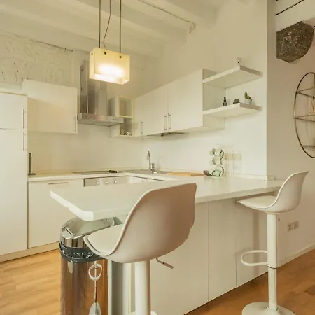 Apartment Piazza San Giacomo Emerald Loft With Parking